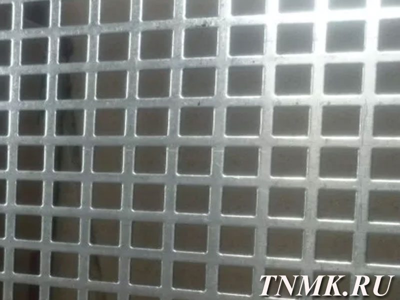 Лист перфорированный алюминиевый 0,7х1200х3000 мм Qg 3,0-5,0 купить в Нижнем Тагиле